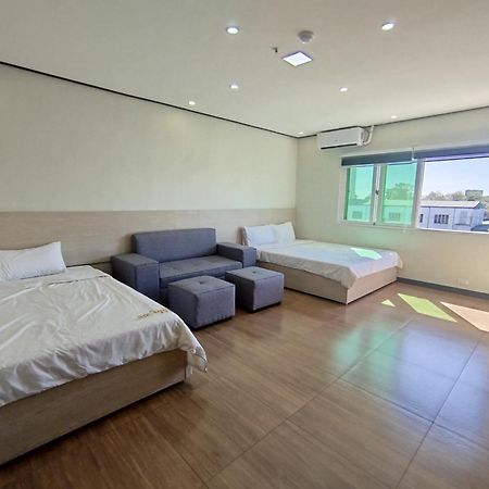 Emmaus Condotel アンヘレス エクステリア 写真